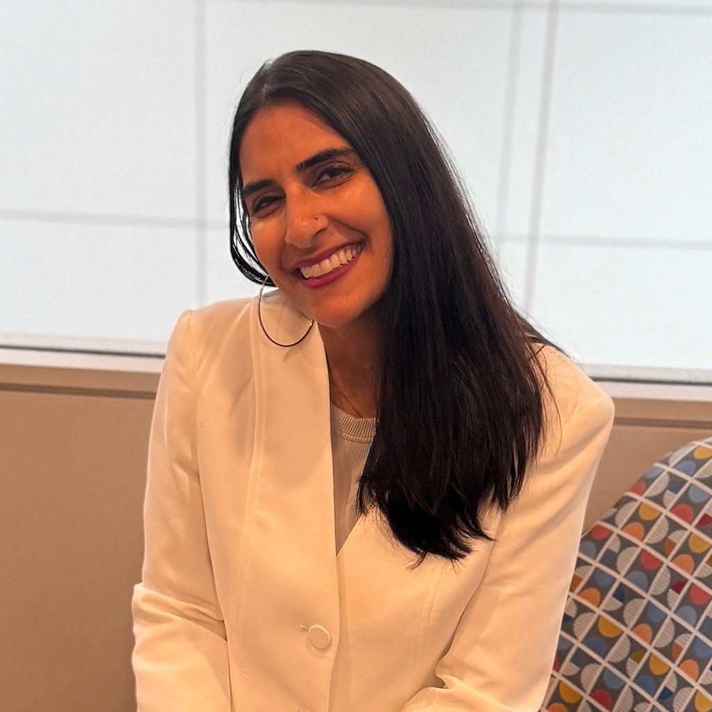 Nadia founder of Bravezone Smiling